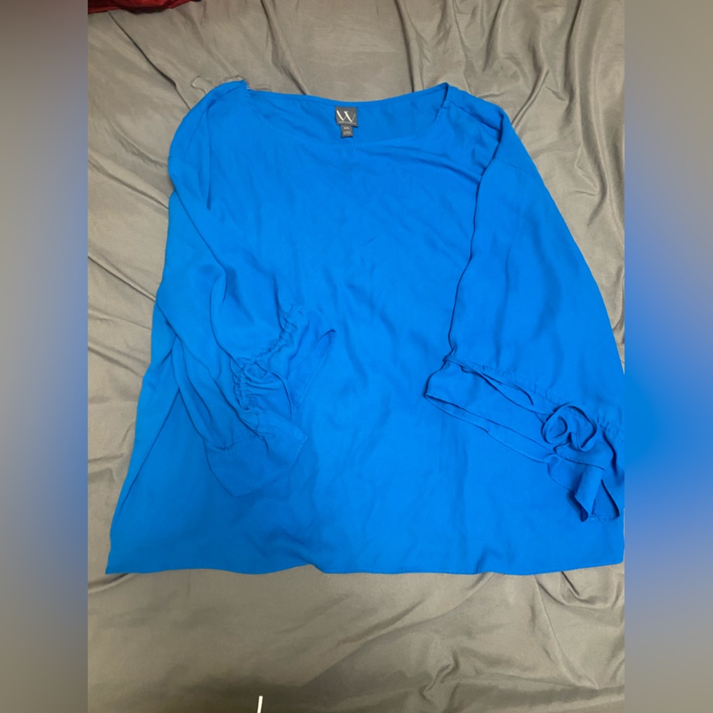 Blue long sleeve shirt